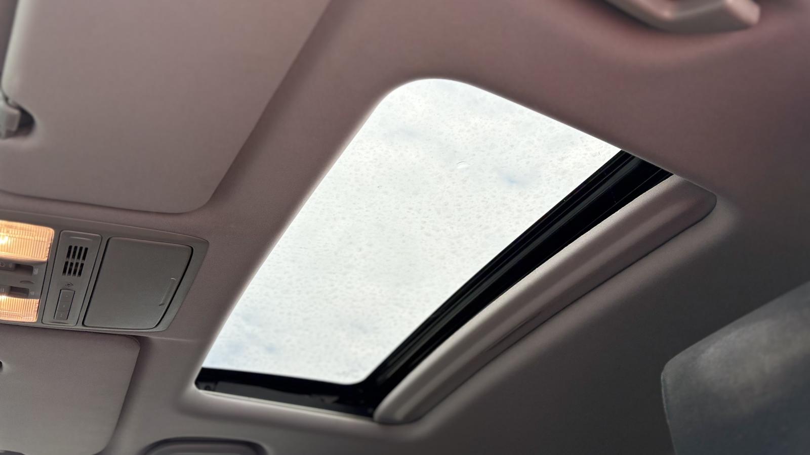 2018 Honda CR-V - Image 14
