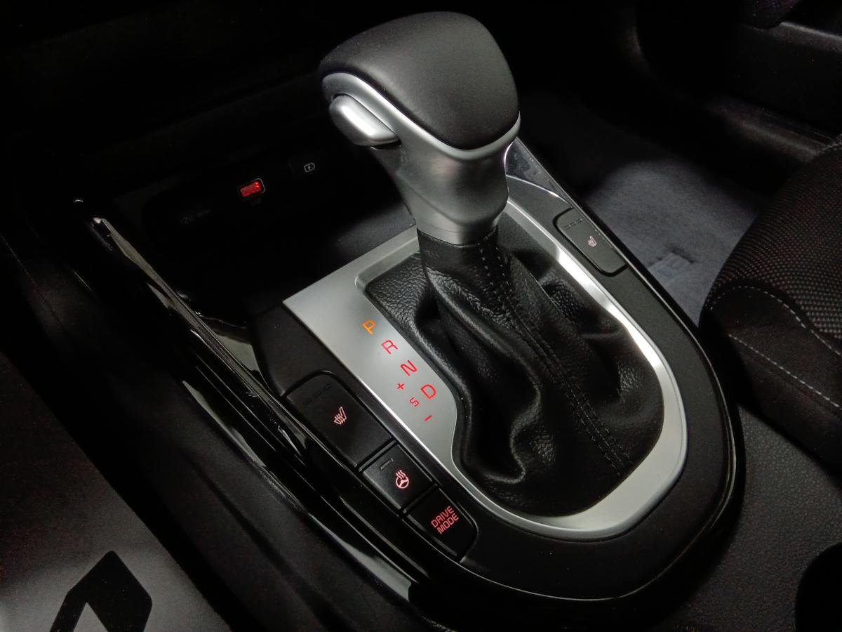 2022 Kia Forte - Image 17