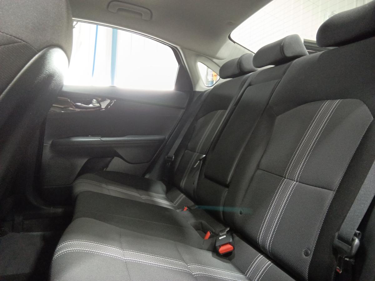 2022 Kia Forte - Image 22