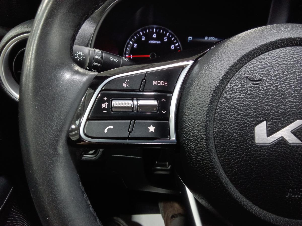 2022 Kia Forte - Image 31
