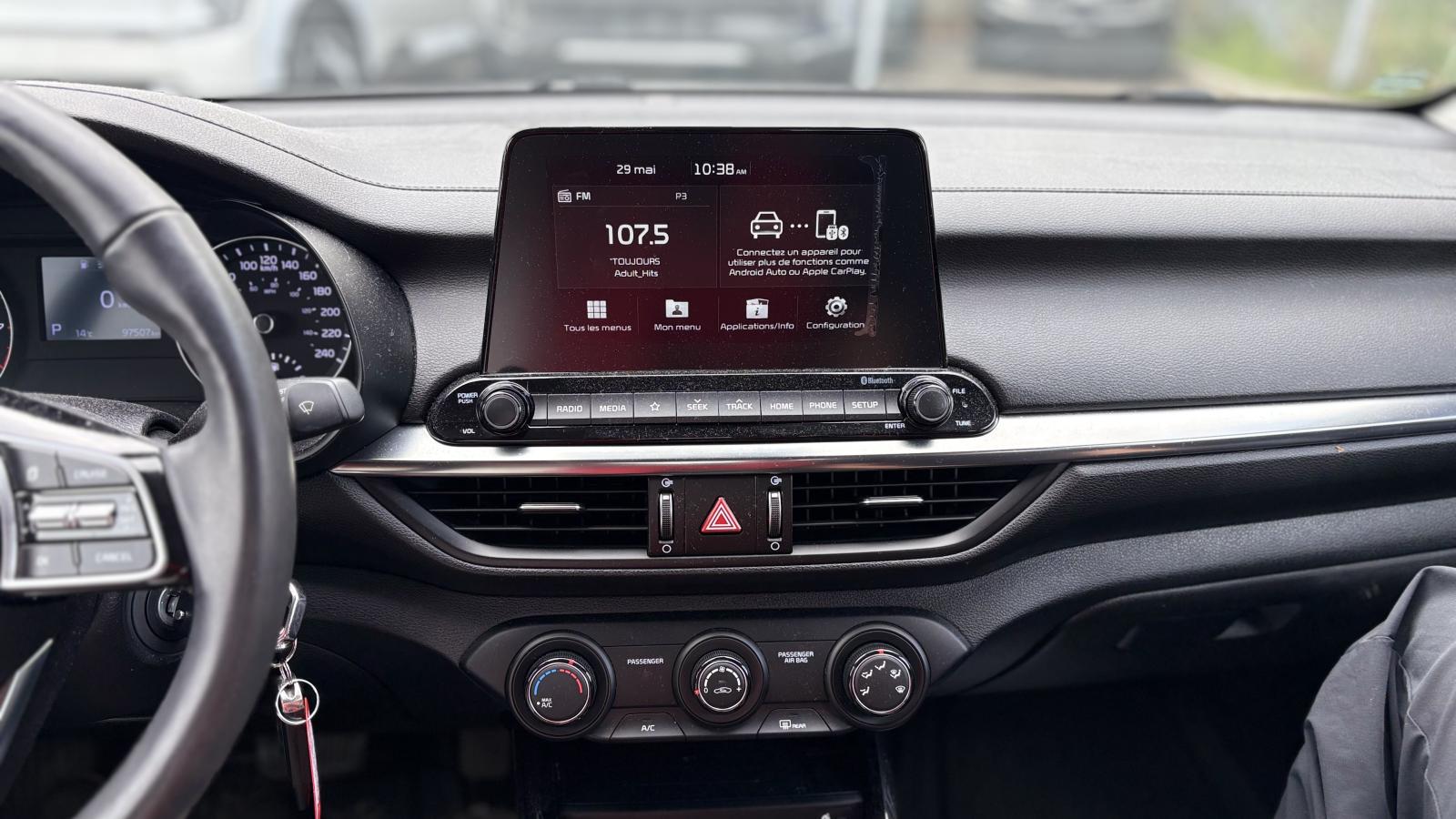 2020 Kia Forte - Image 17