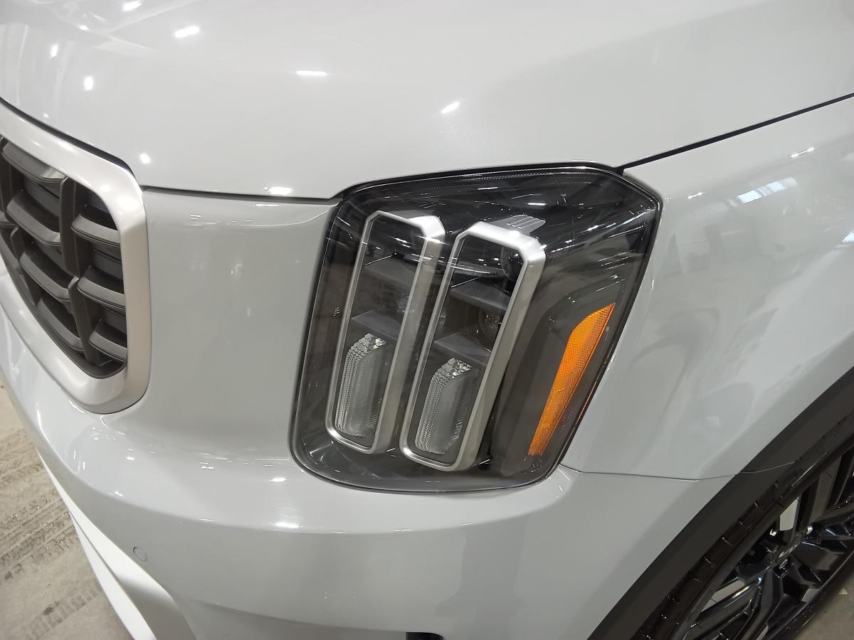 2025 Kia Telluride - Image 9