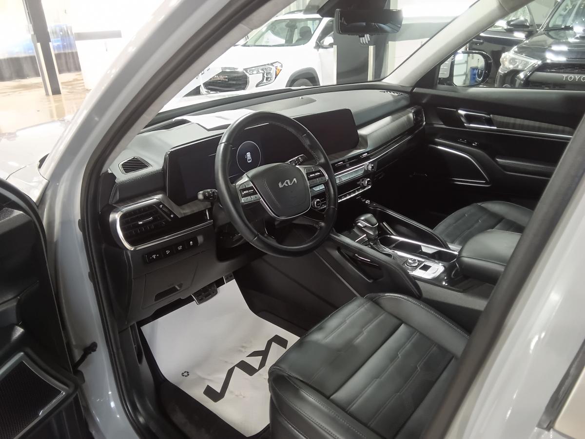 2025 Kia Telluride - Image 13