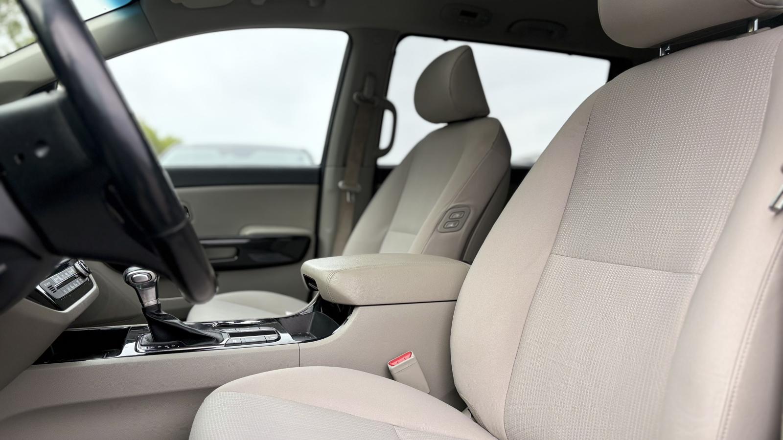 2019 Kia Sedona - Image 13