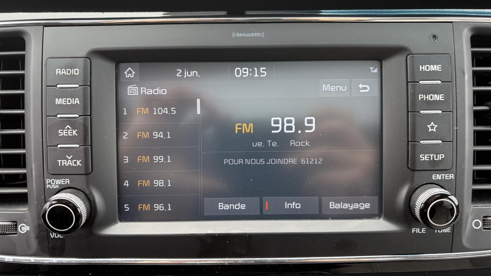 2019 Kia Sedona - Image 30