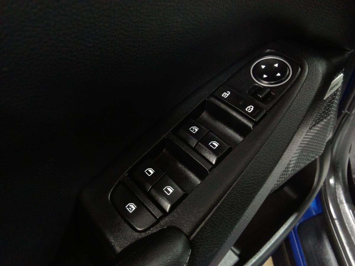 2023 Kia Seltos - Image 25