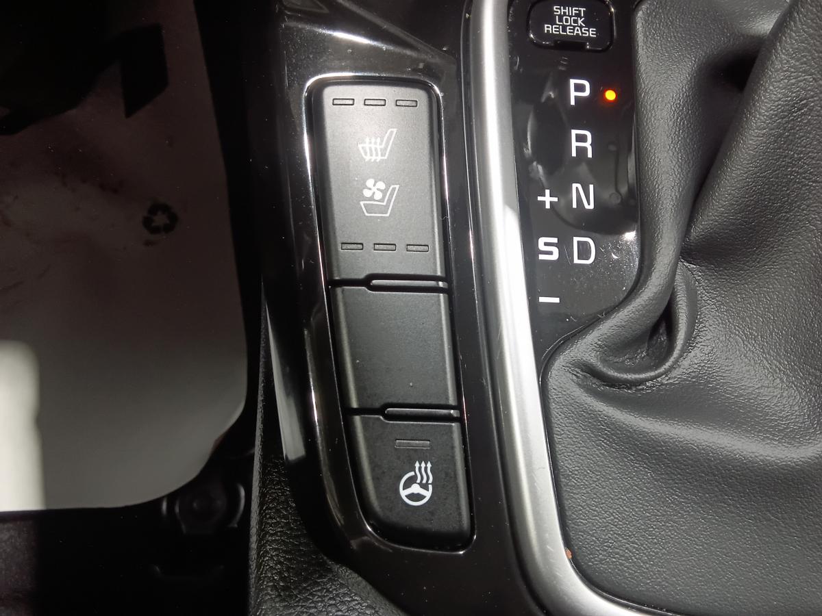 2023 Kia Seltos - Image 31
