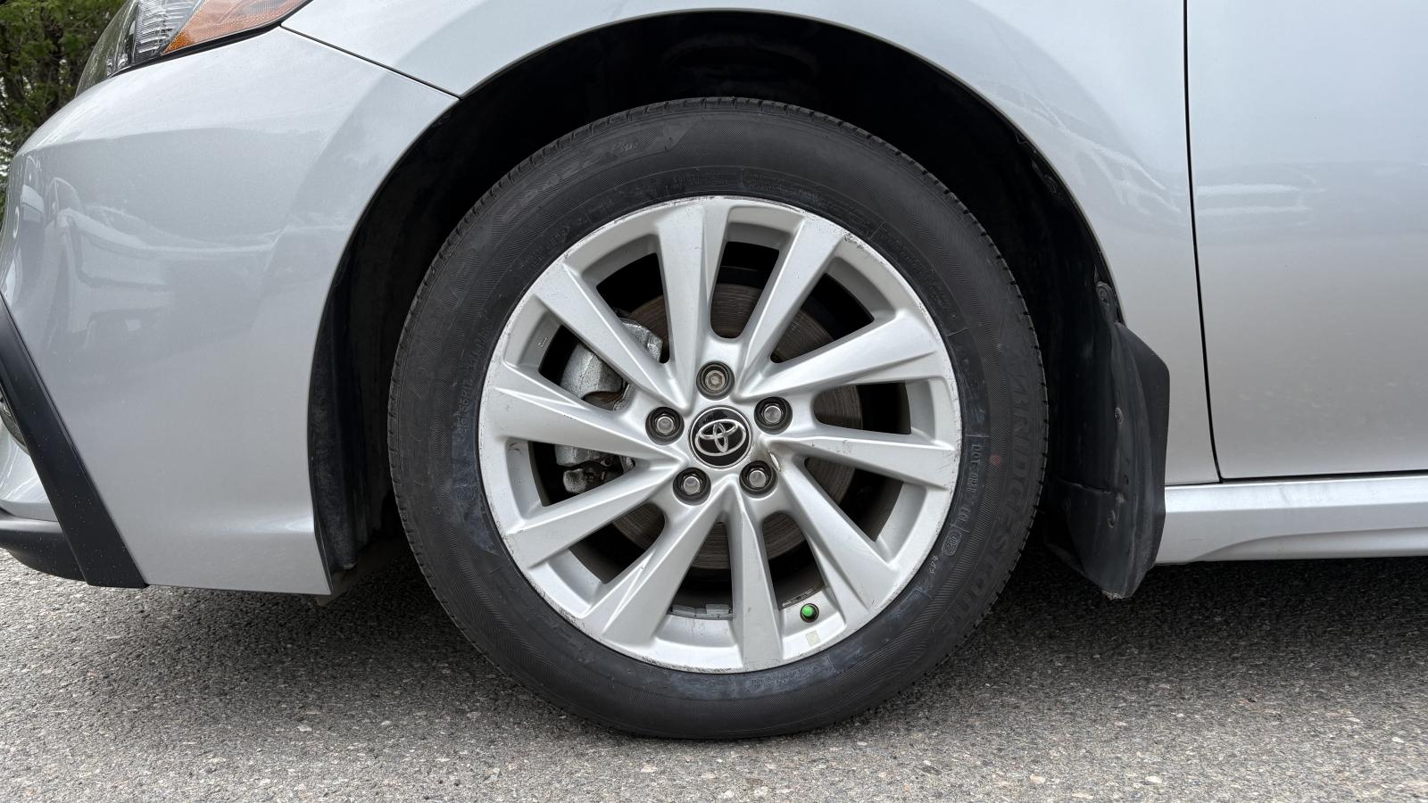 2022 Toyota Camry - Image 5