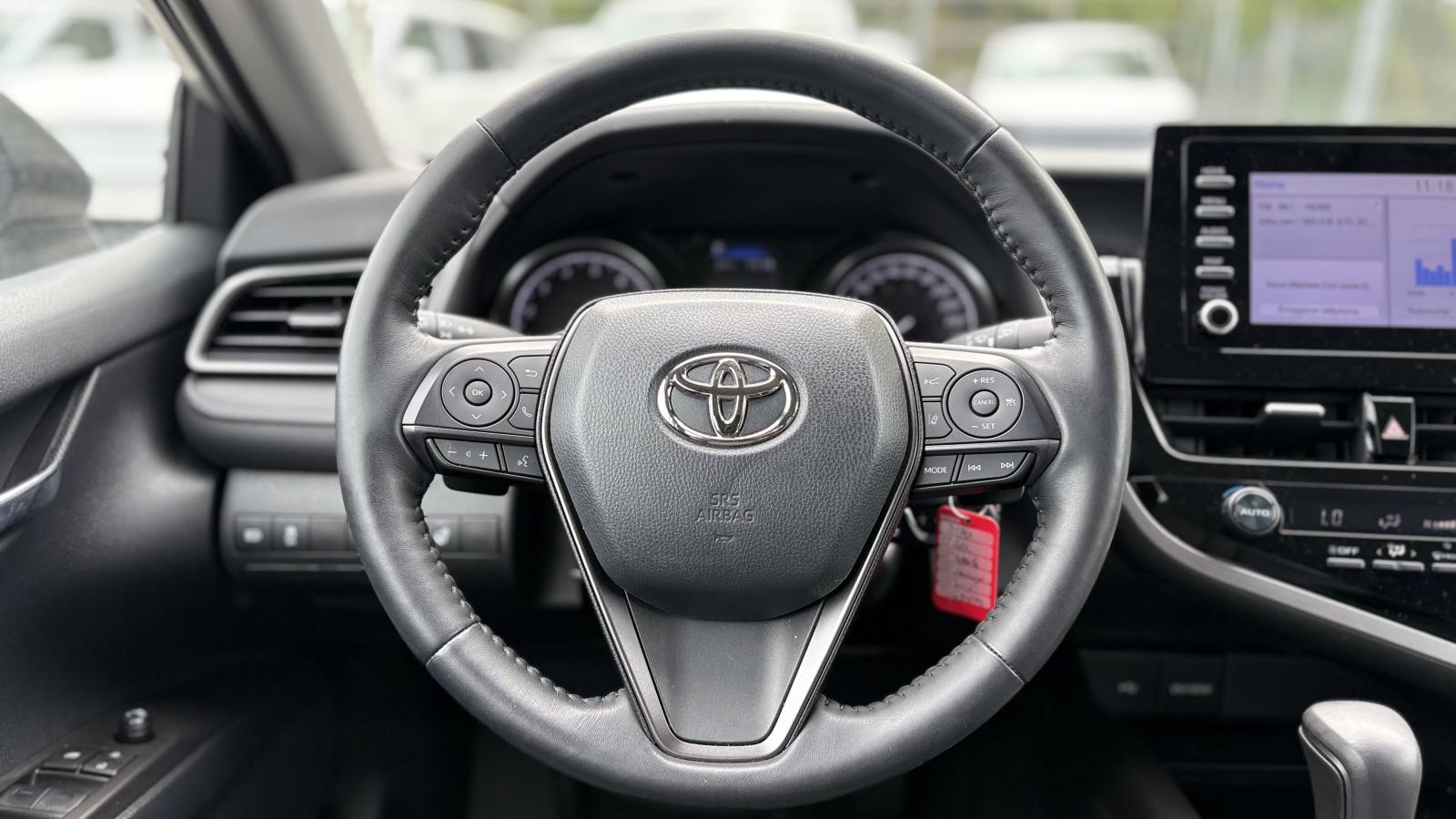 2022 Toyota Camry - Image 8