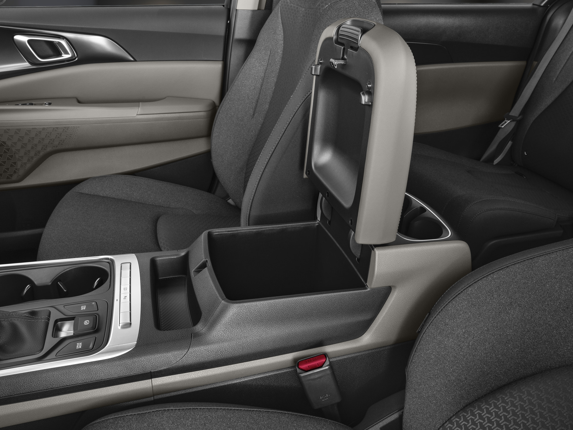 2026 Kia Carnival - Image 10