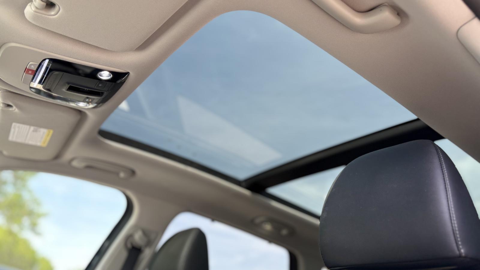 2024 Kia Sorento - Image 17