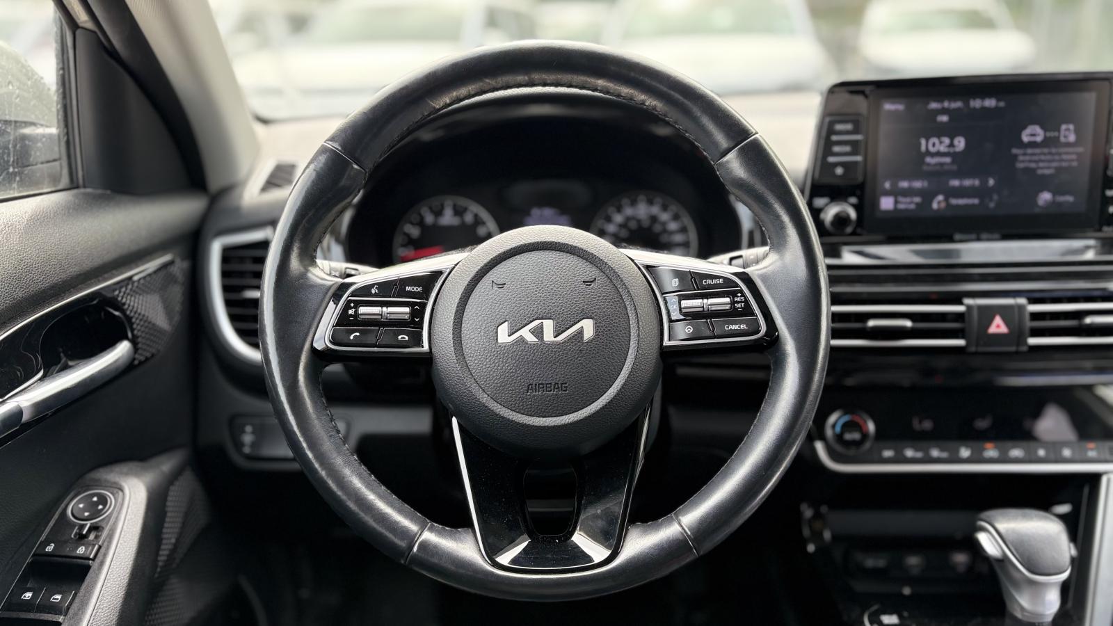 2023 Kia Seltos - Image 9