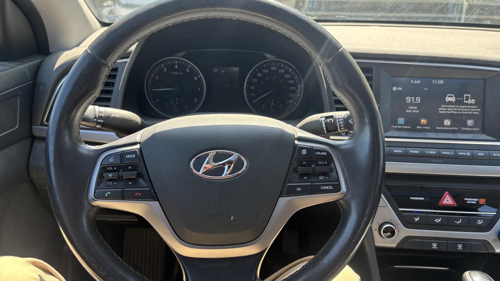 2018 Hyundai Elantra - Image 6