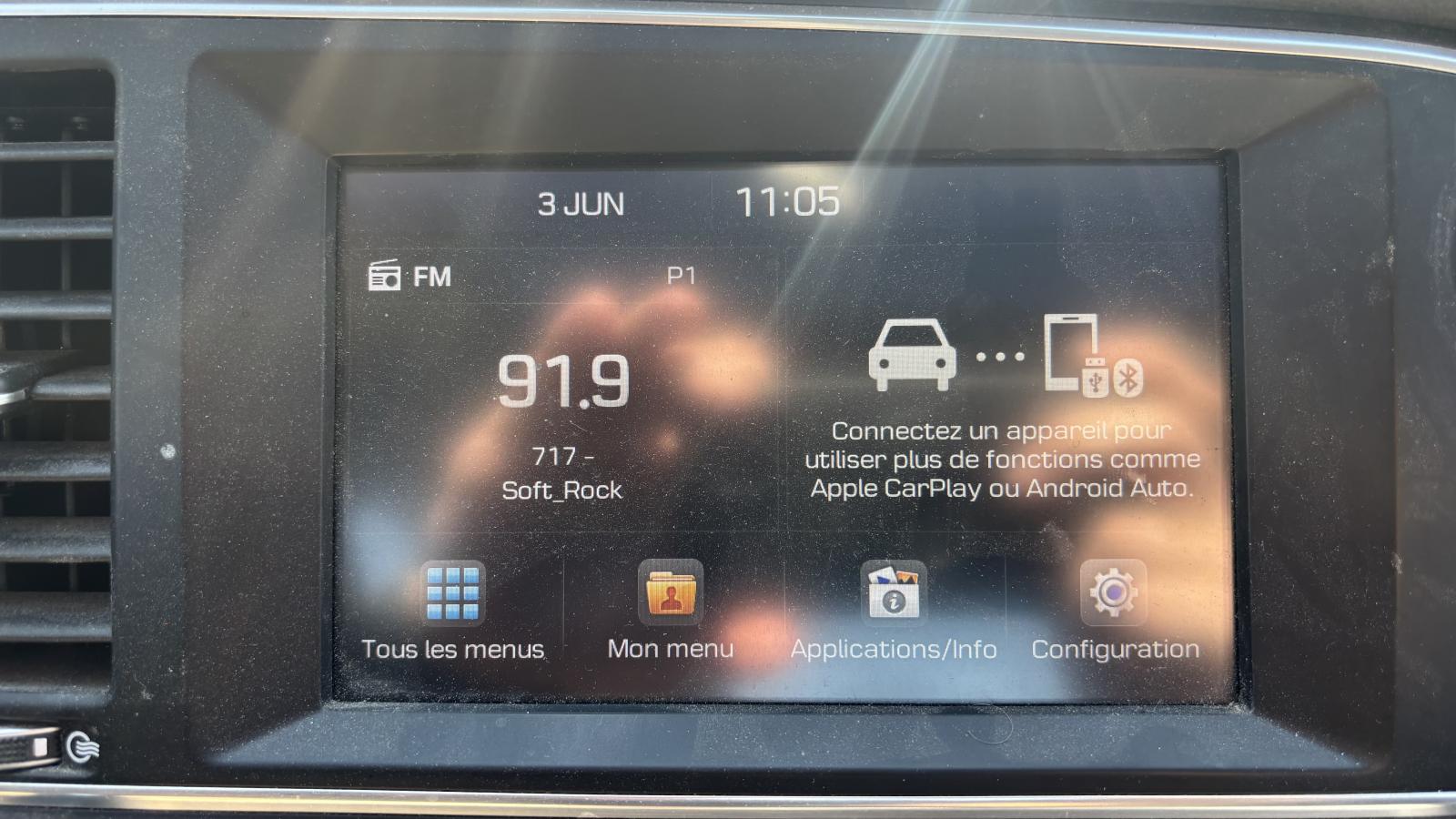 2018 Hyundai Elantra - Image 20