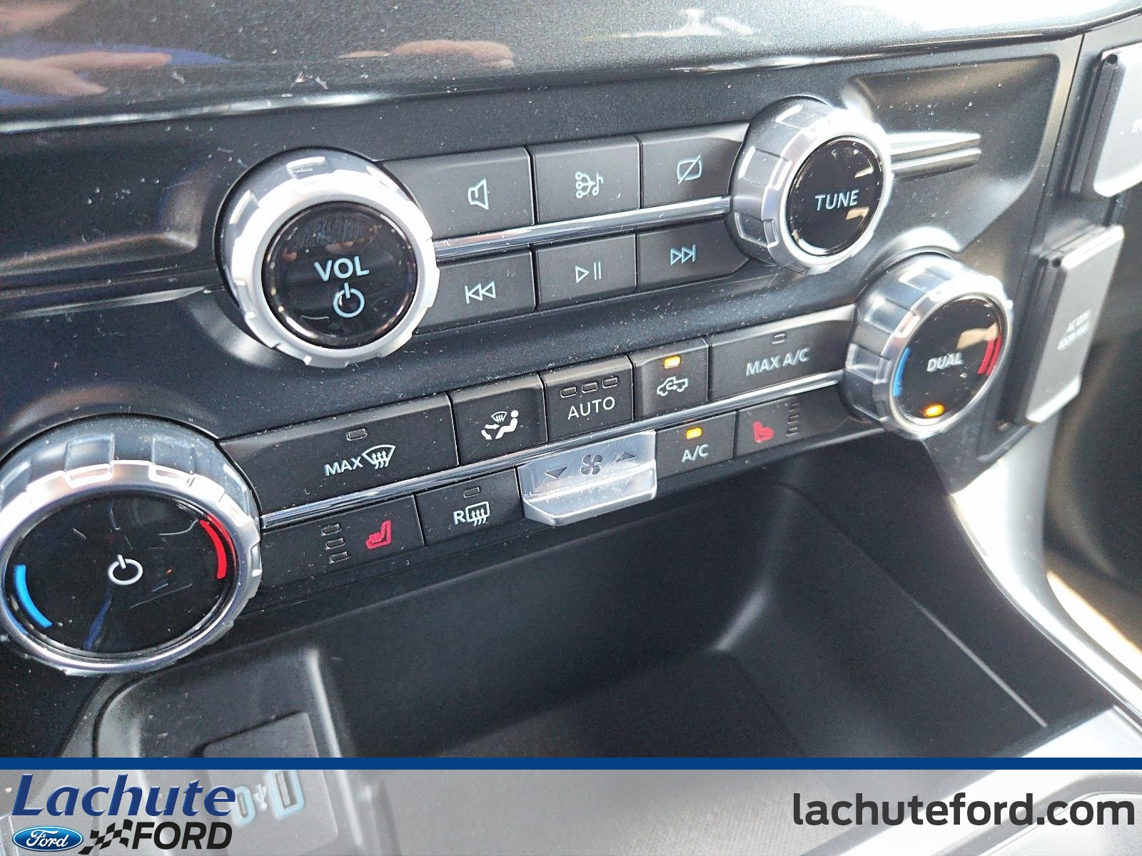 2023 Ford F-150 - Image 21