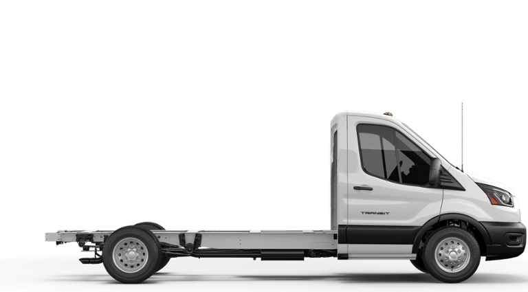 2026 Ford Transit Cutaway - Image 5