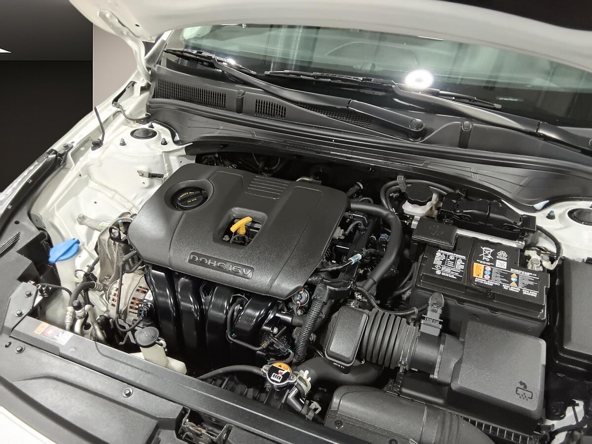 2023 Kia Forte - Image 3