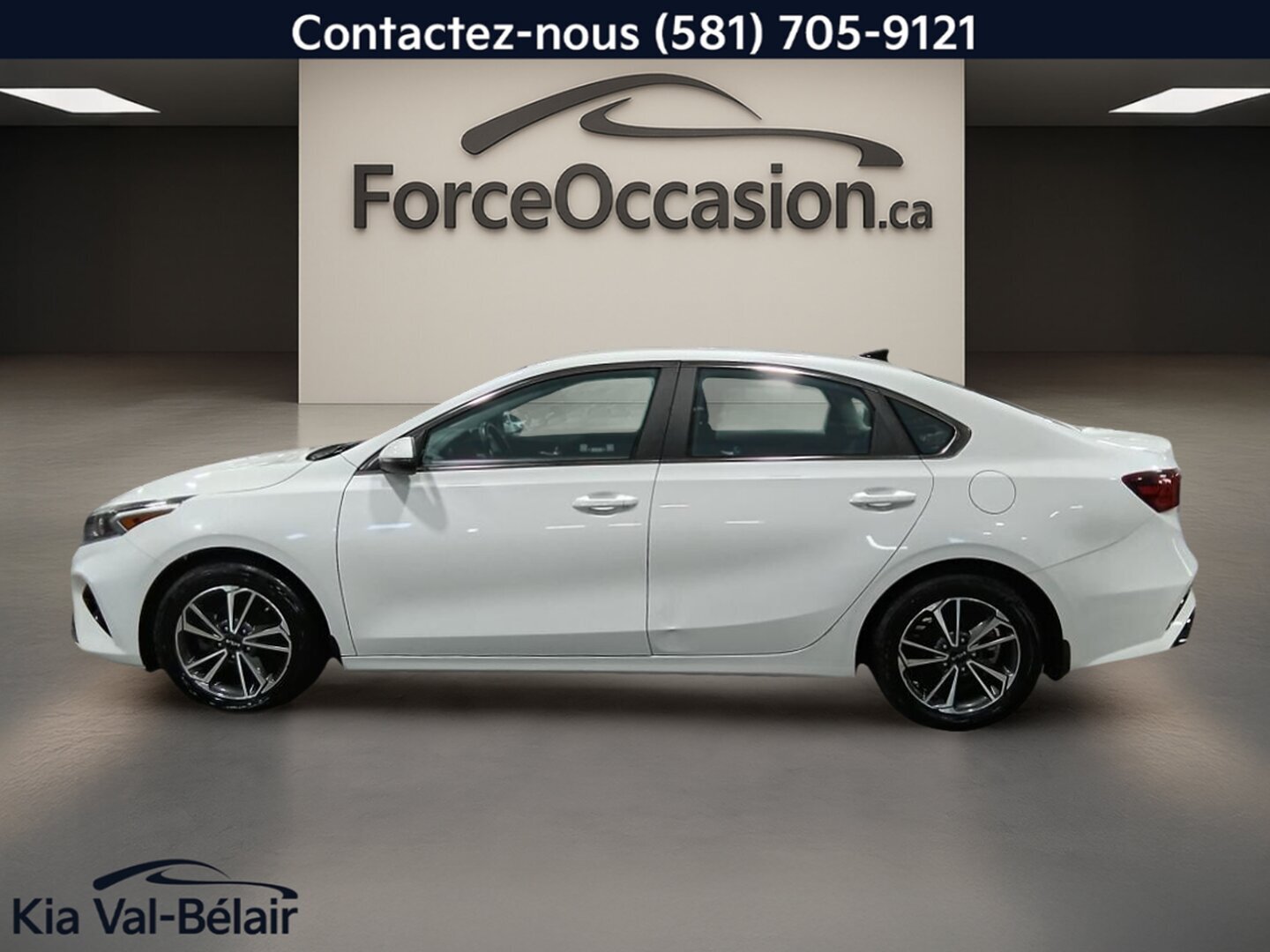 2023 Kia Forte - Image 12