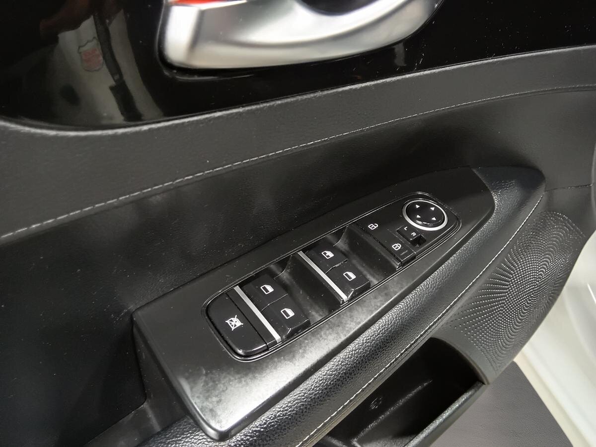 2023 Kia Forte - Image 24