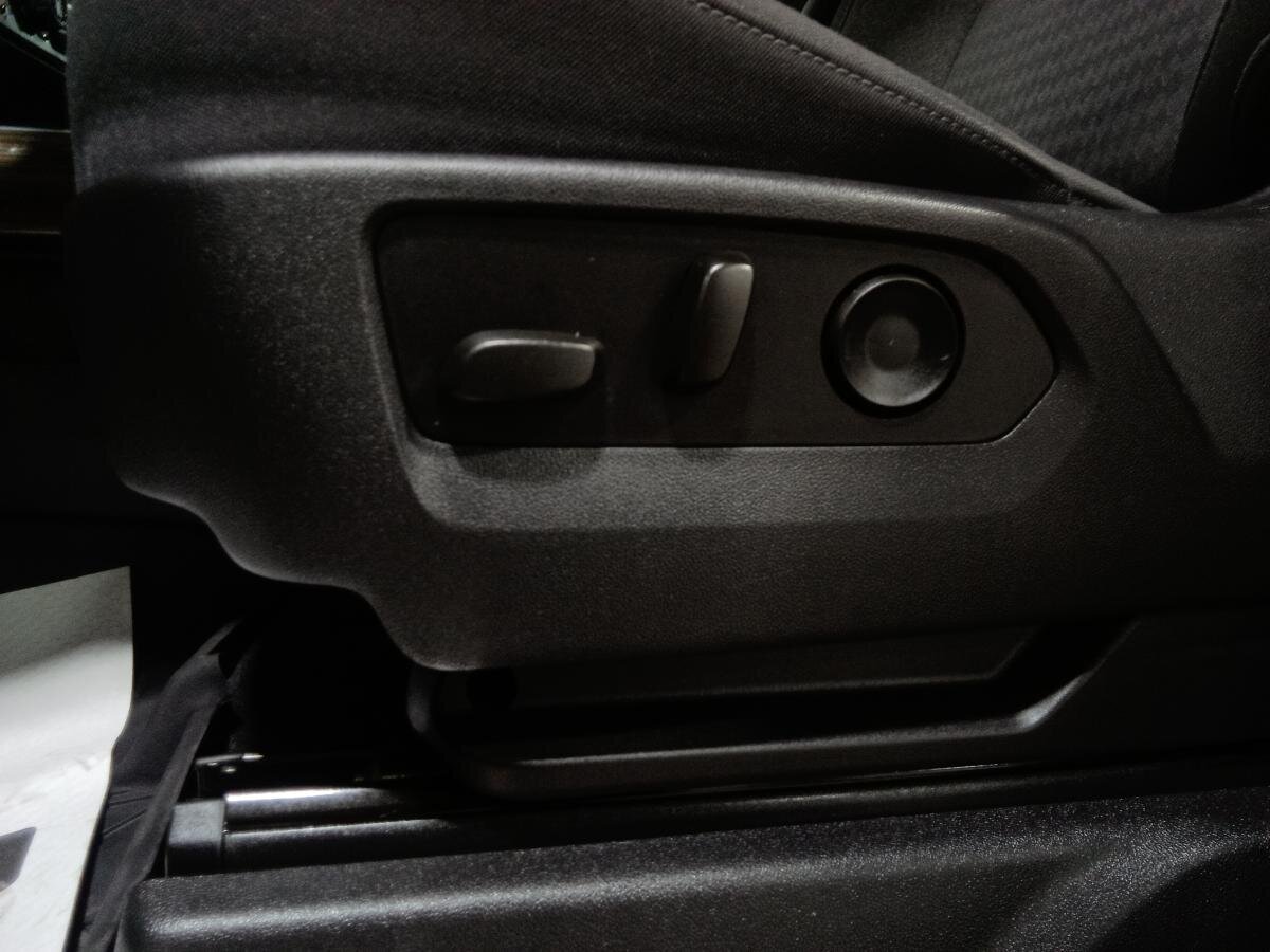 2023 Chevrolet Silverado 1500 - Image 21