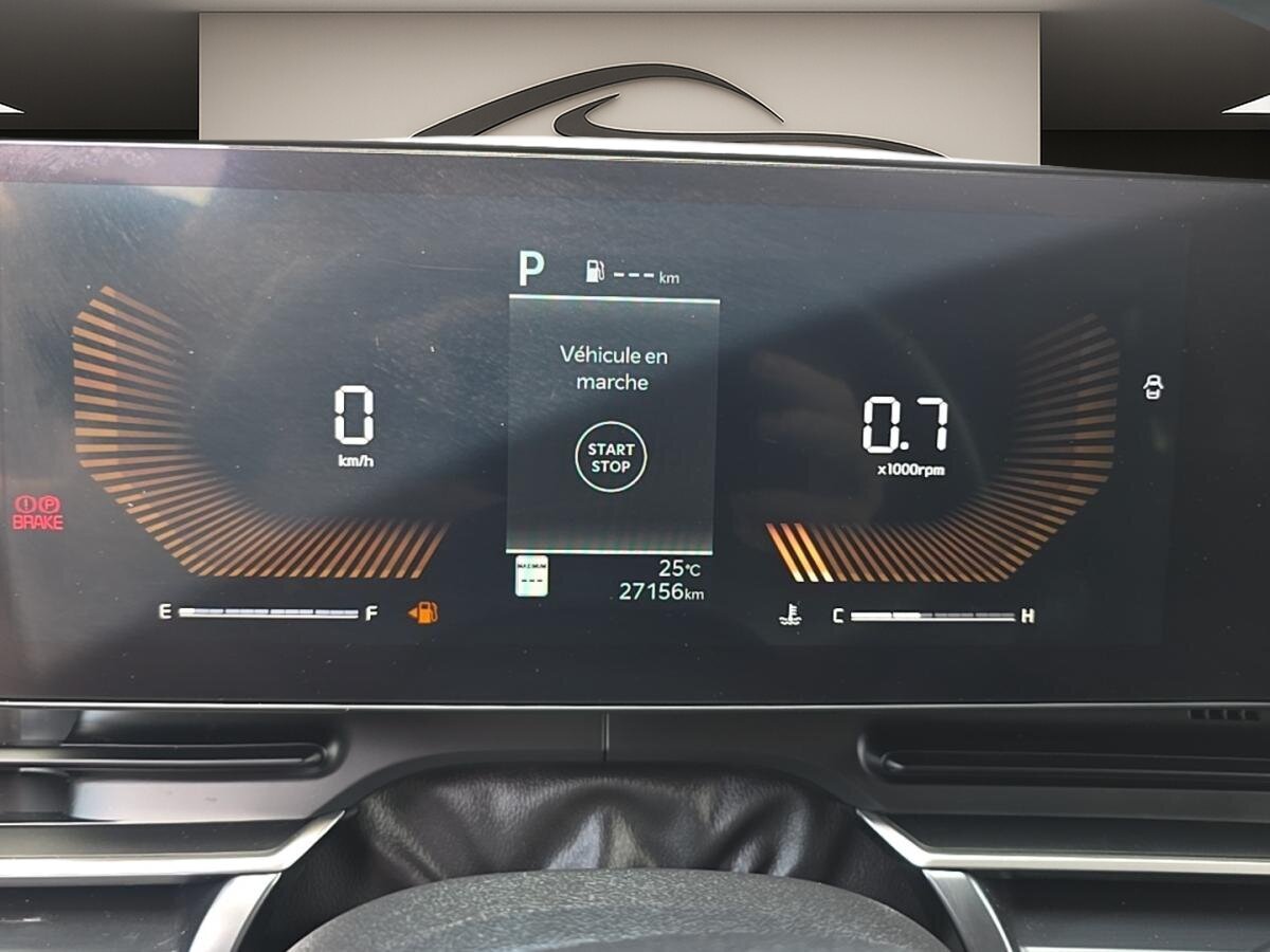 2025 Kia Carnival - Image 15