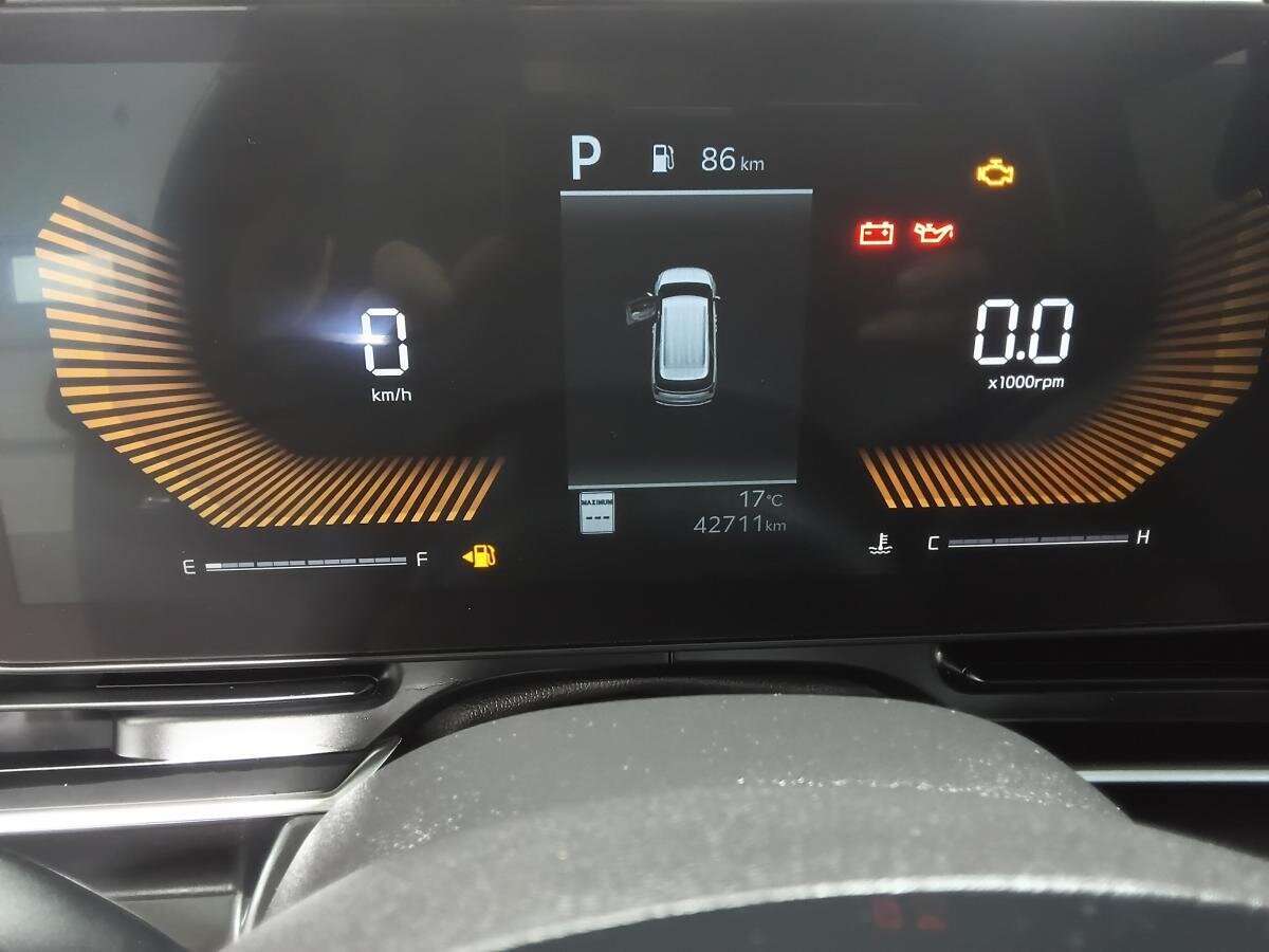 2025 Kia Carnival - Image 14