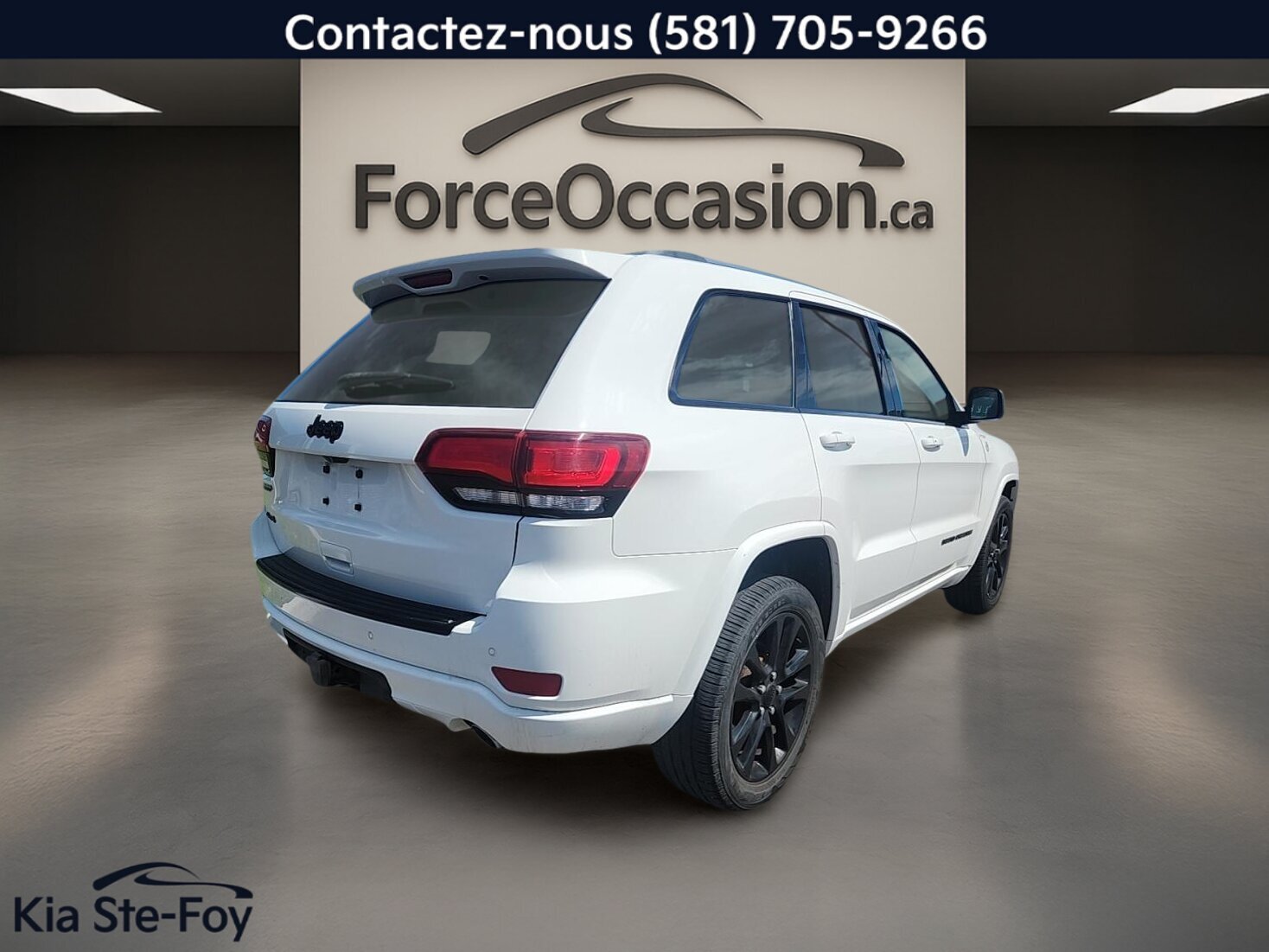 2018 Jeep Grand Cherokee - Image 3