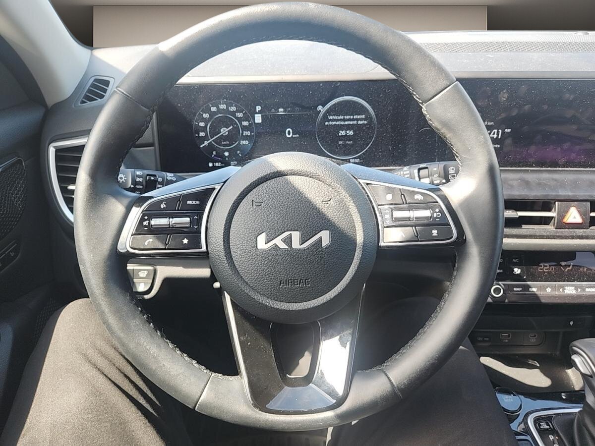 2025 Kia Seltos - Image 11