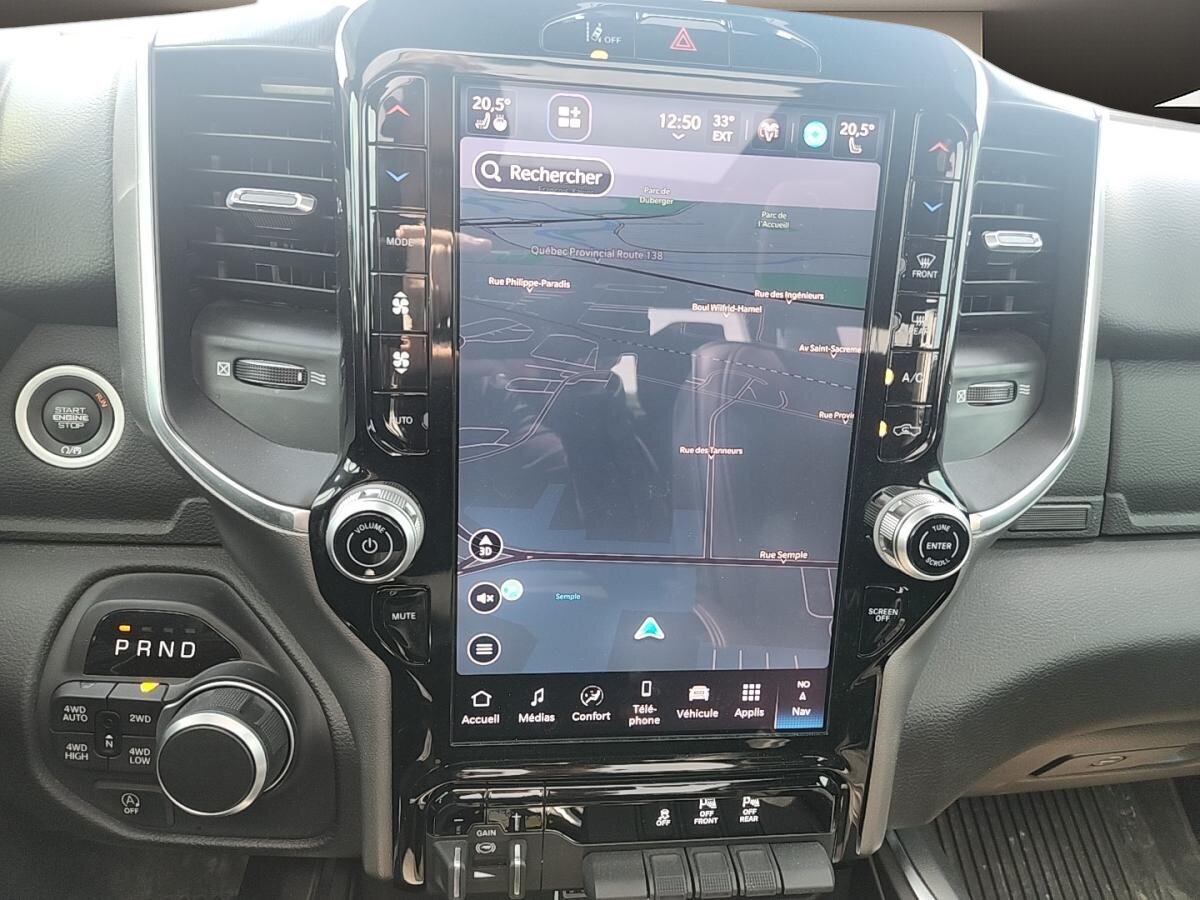 2025 RAM 1500 - Image 15