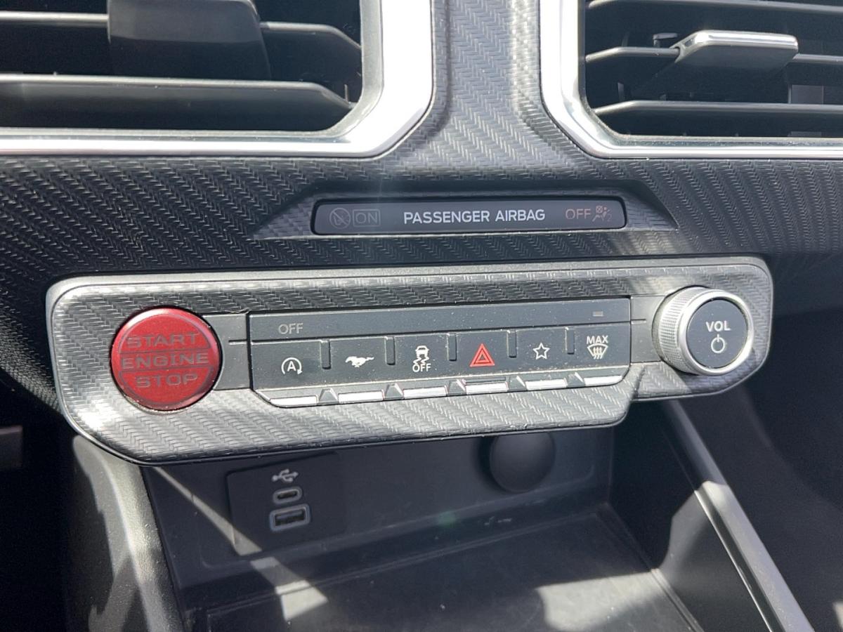 2025 Ford Mustang - Image 18
