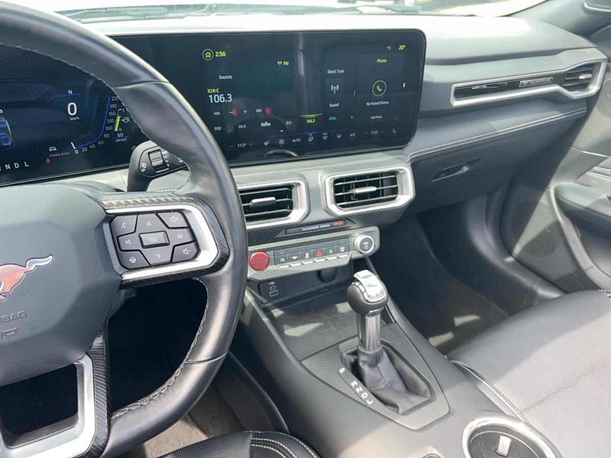 2025 Ford Mustang - Image 20