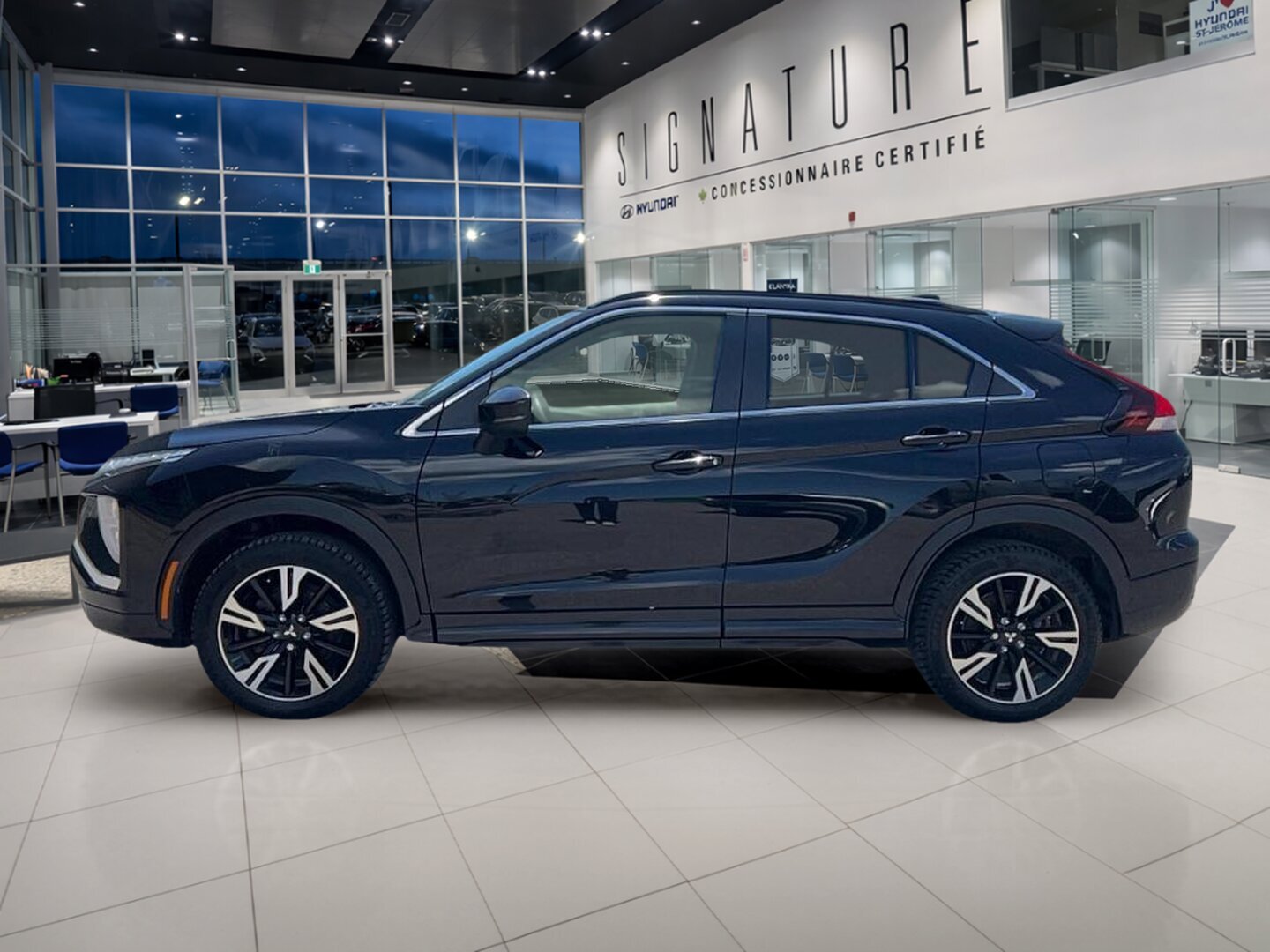 2023 Mitsubishi Eclipse Cross - Image 8