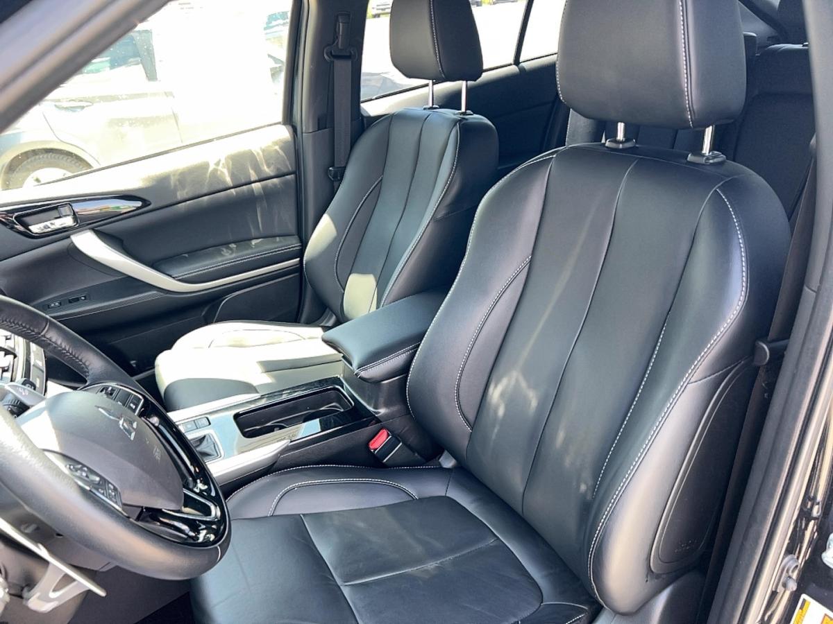2023 Mitsubishi Eclipse Cross - Image 11