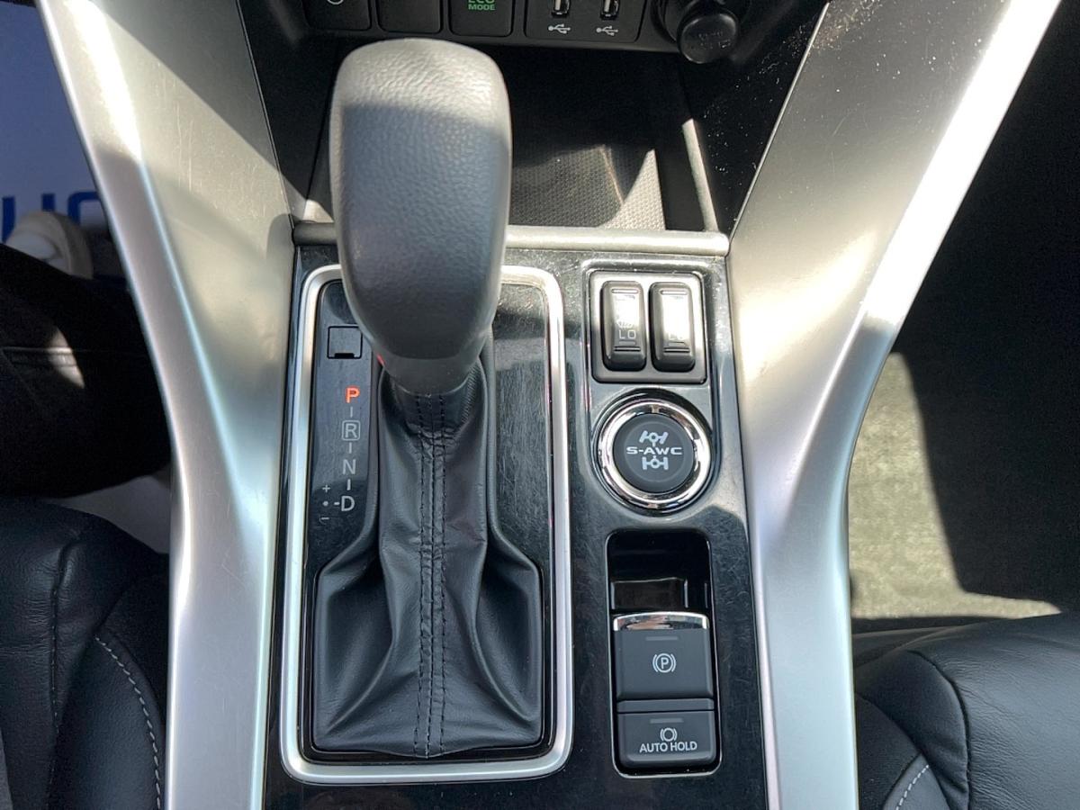 2023 Mitsubishi Eclipse Cross - Image 30