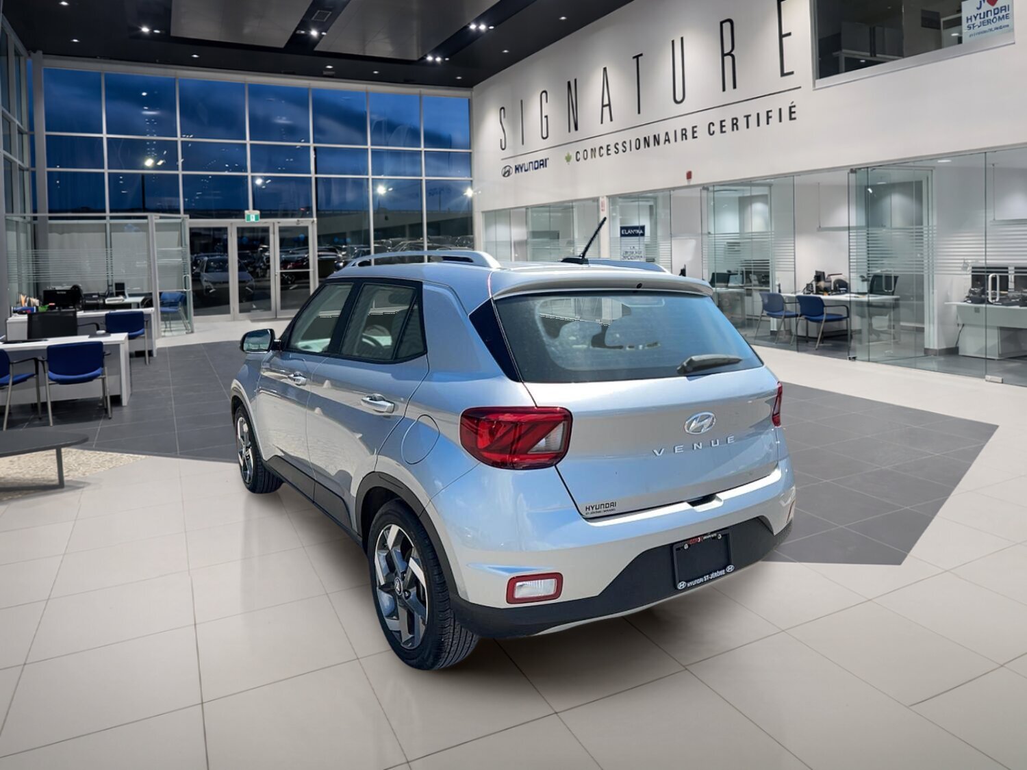 2024 Hyundai Venue - Image 7