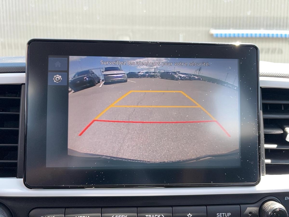 2024 Hyundai Venue - Image 25