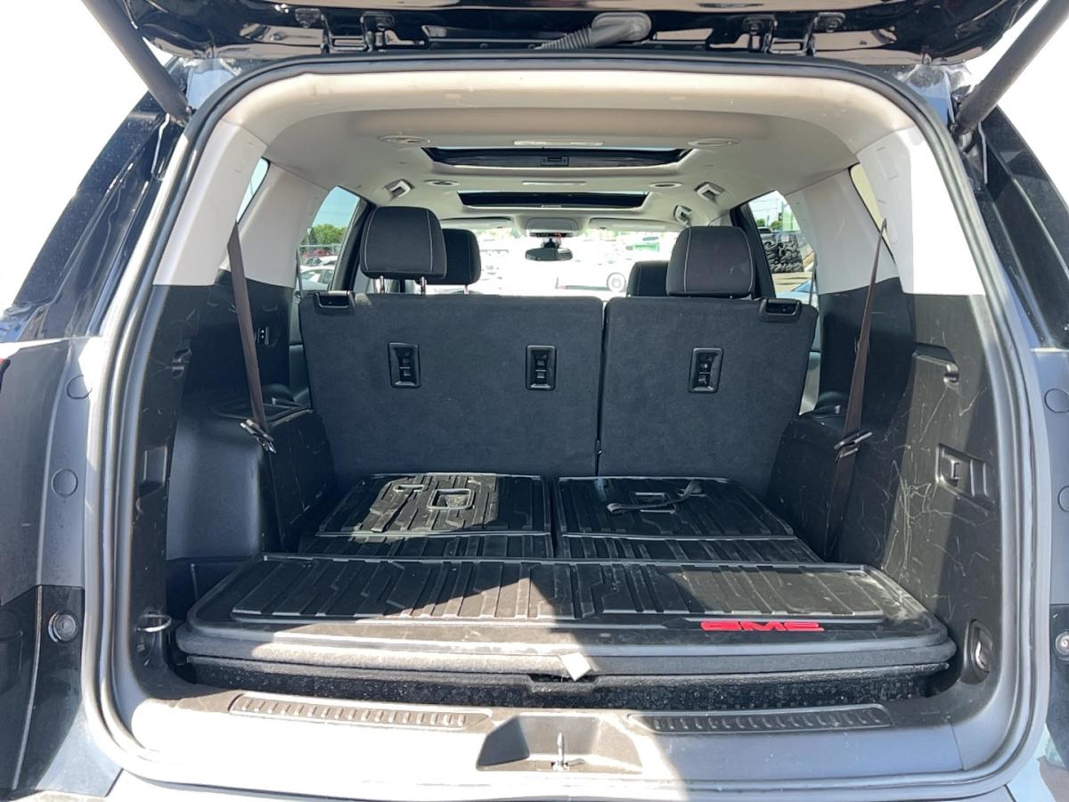 2023 GMC Acadia - Image 20