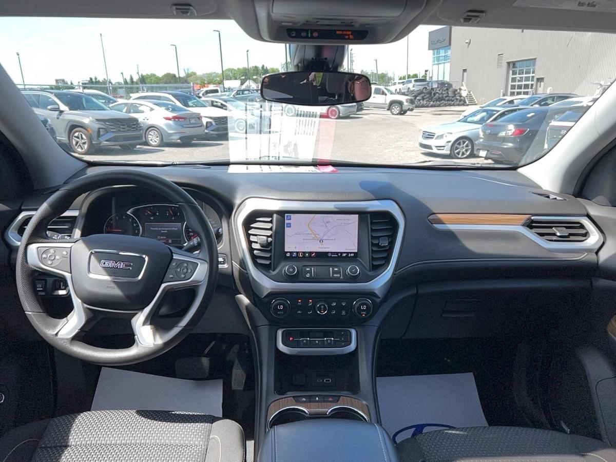 2023 GMC Acadia - Image 22