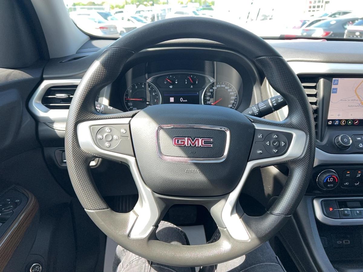 2023 GMC Acadia - Image 23