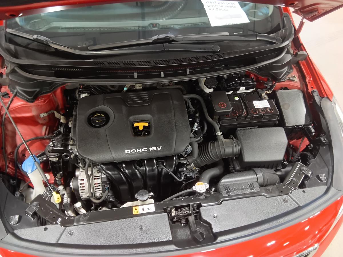 2017 Kia Forte - Image 7