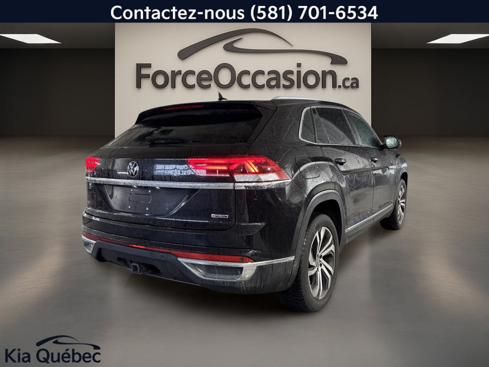 2022 Volkswagen Atlas Cross Sport - Image 3