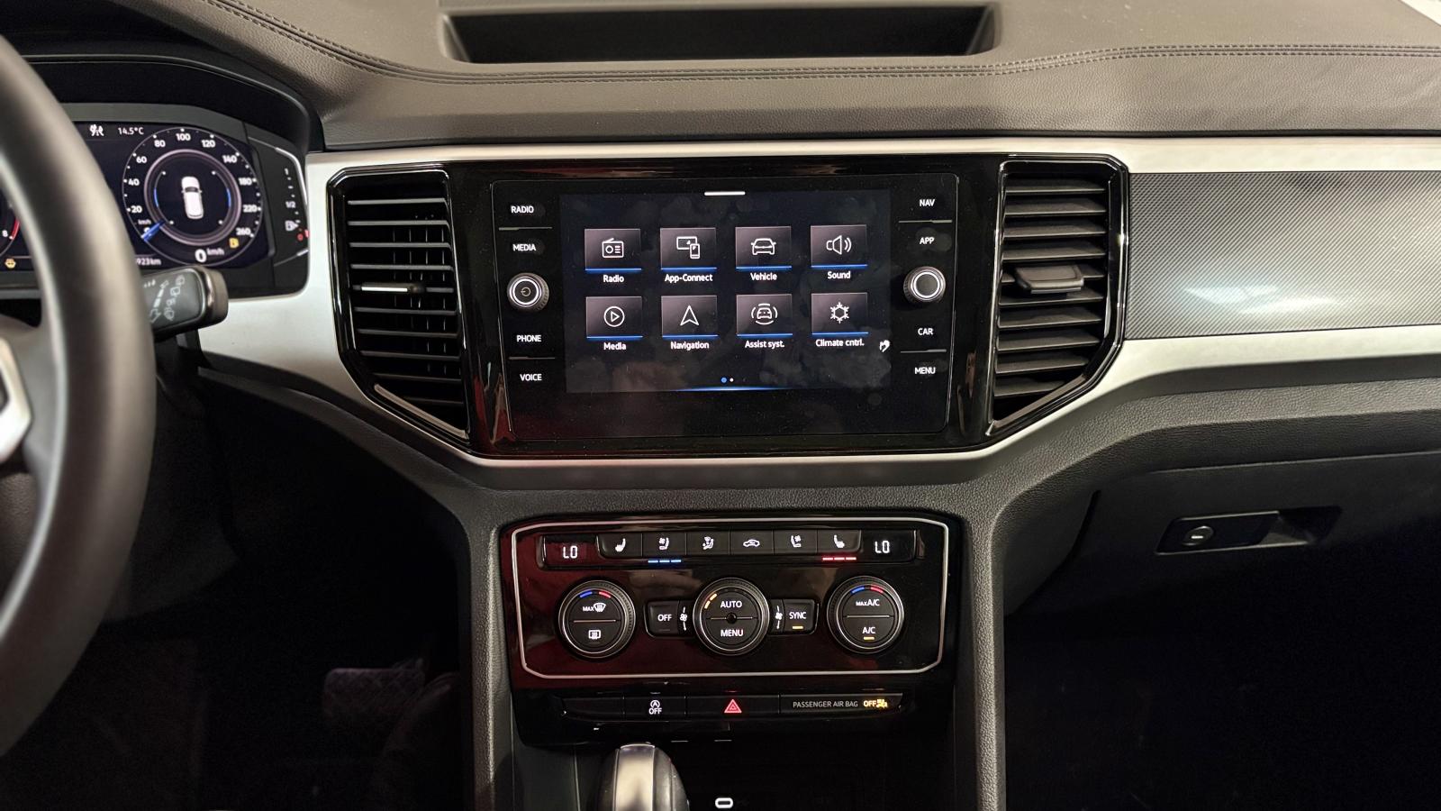2022 Volkswagen Atlas Cross Sport - Image 20