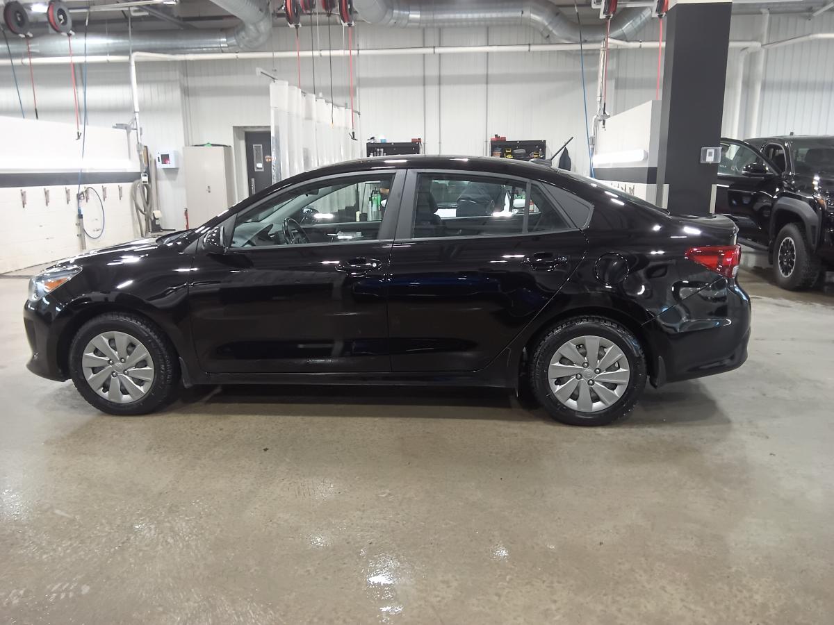 2020 Kia Rio - Image 3