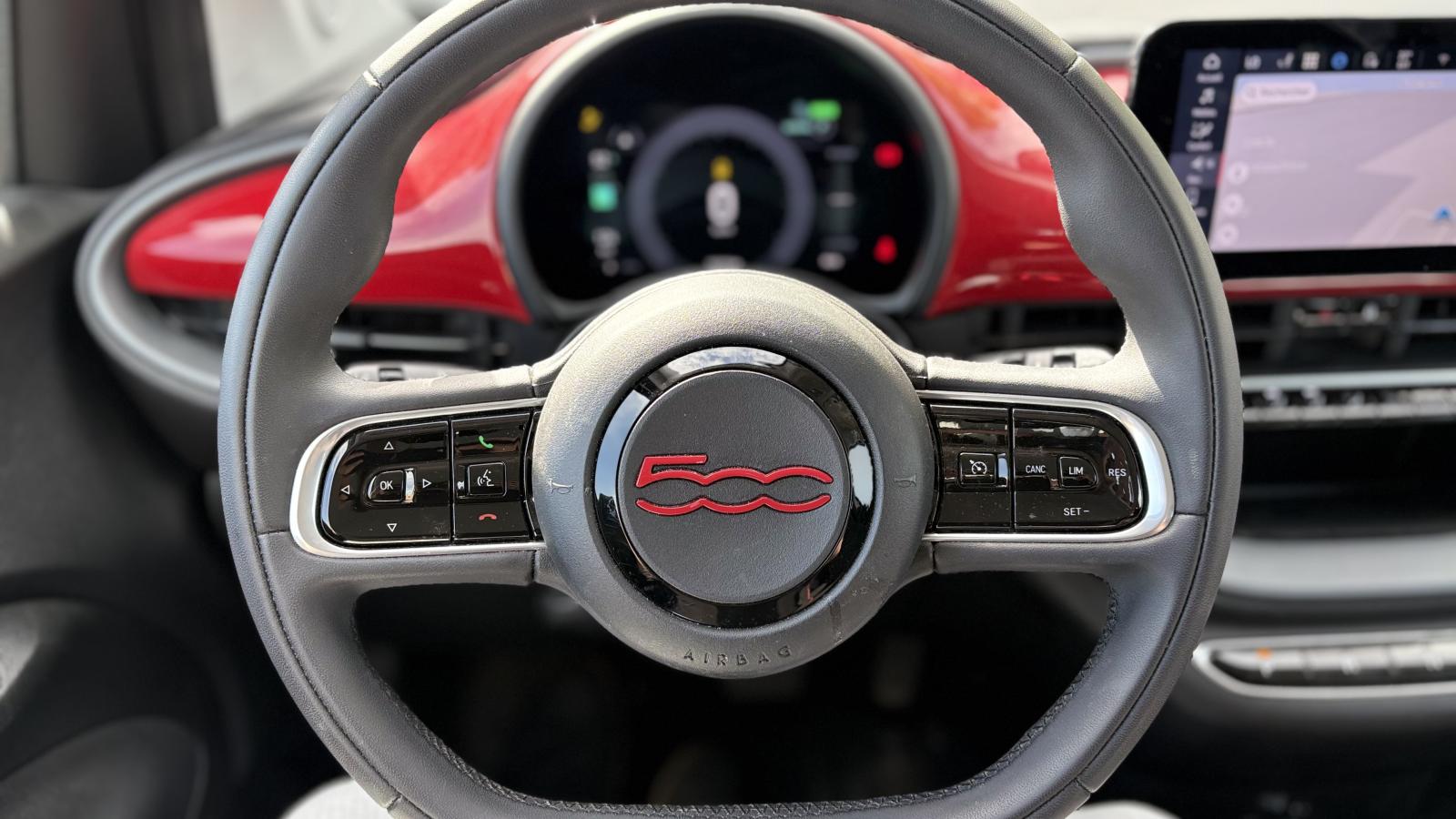 2024 Fiat 500e - Image 8