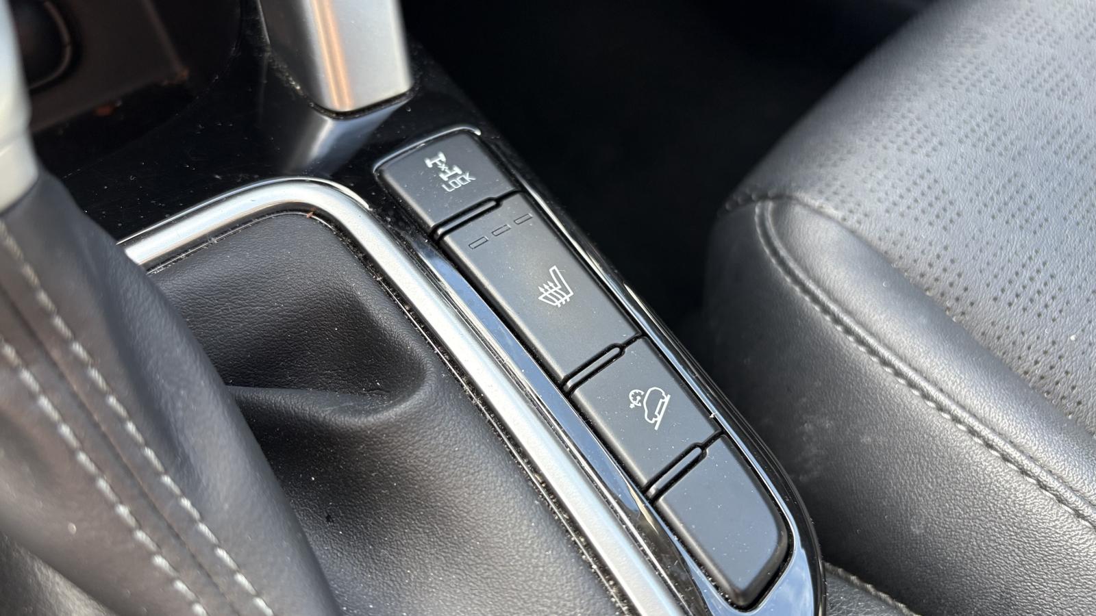 2023 Kia Seltos - Image 28