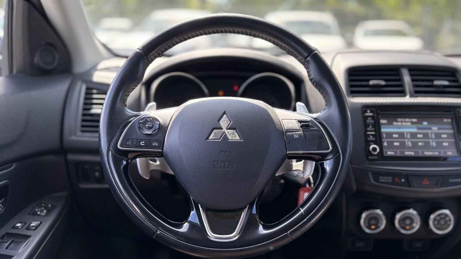 2017 Mitsubishi RVR - Image 8