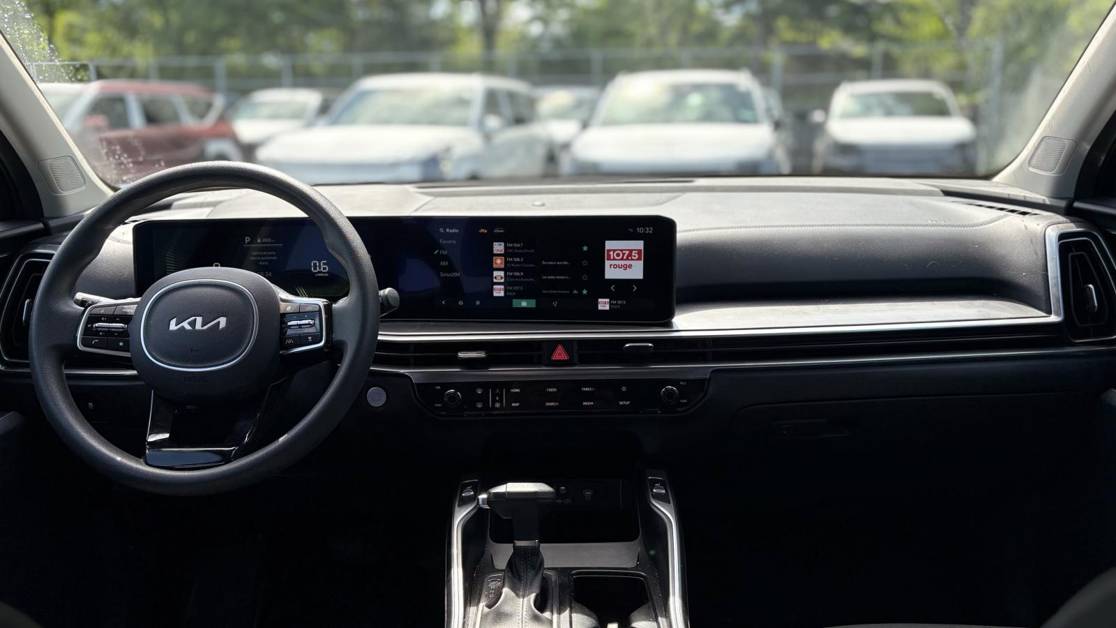 2025 Kia Sorento - Image 7