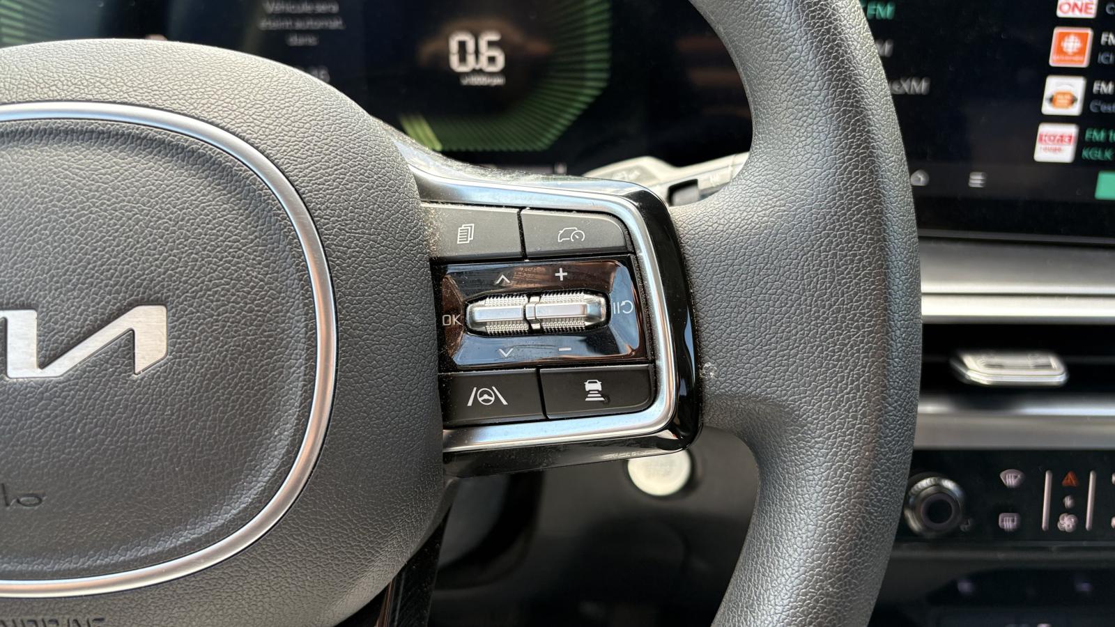 2025 Kia Sorento - Image 17