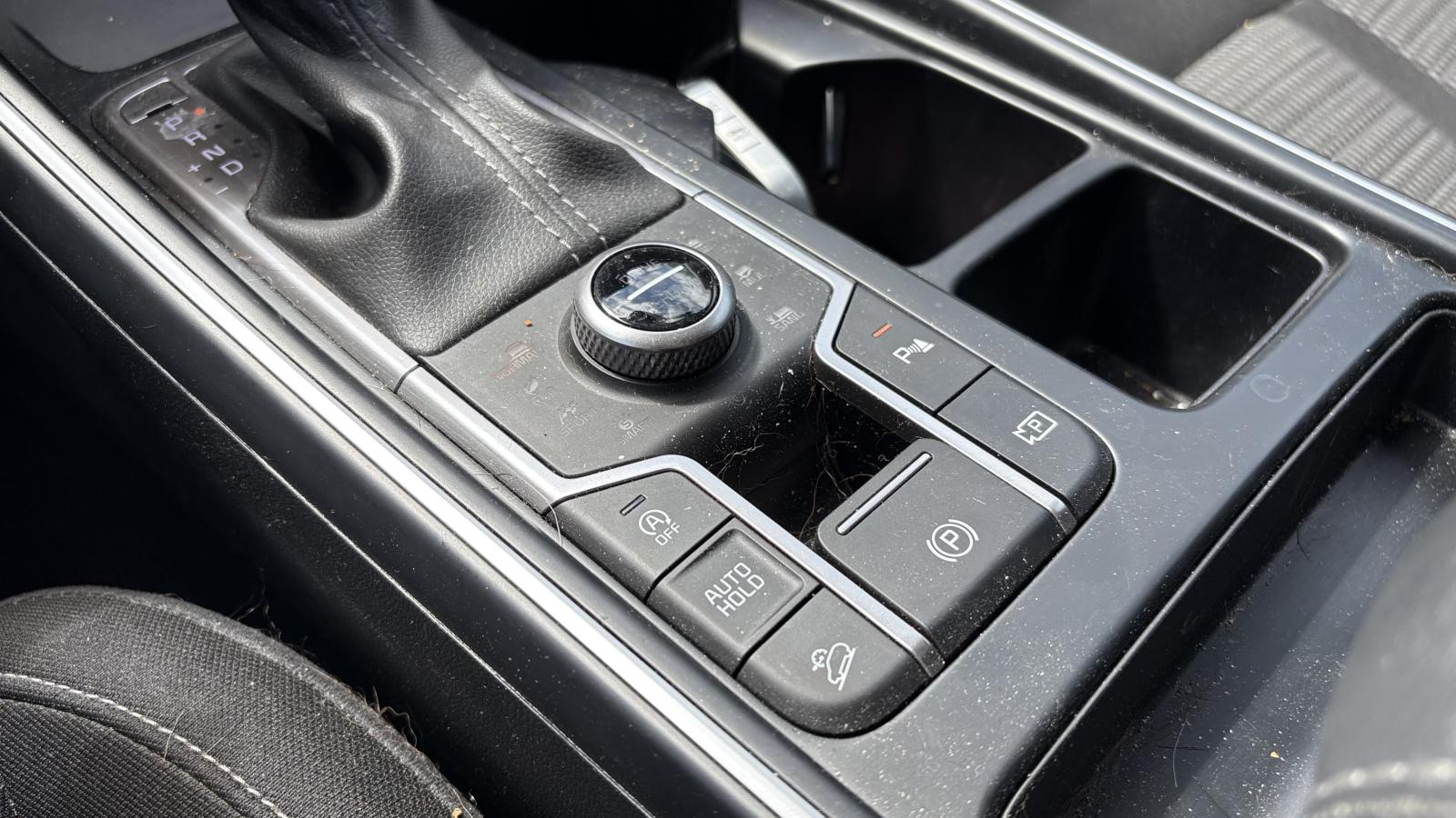 2025 Kia Sorento - Image 26