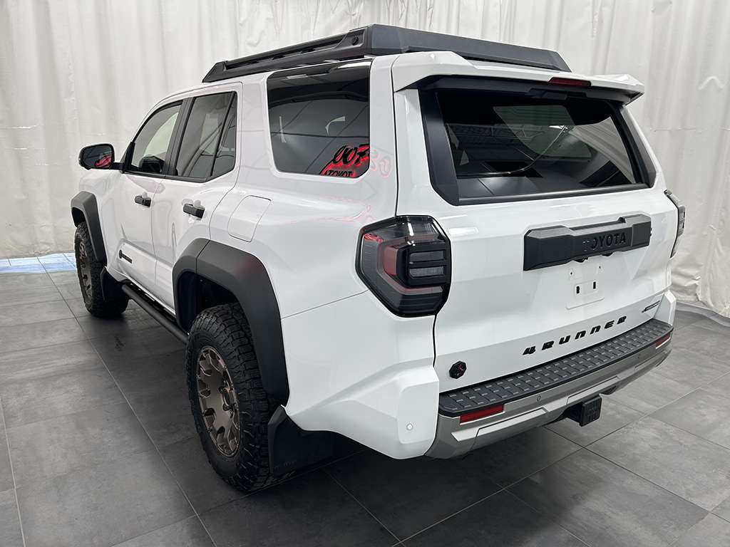 2025 Toyota 4Runner - Image 4